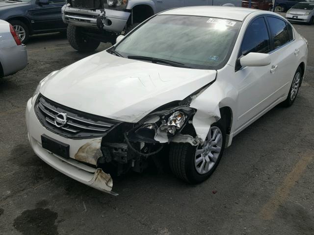 1N4AL2AP2AN477428 - 2010 NISSAN ALTIMA BAS WHITE photo 2