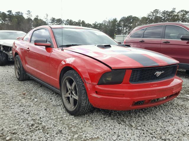 1ZVFT80N155119162 - 2005 FORD MUSTANG RED photo 1