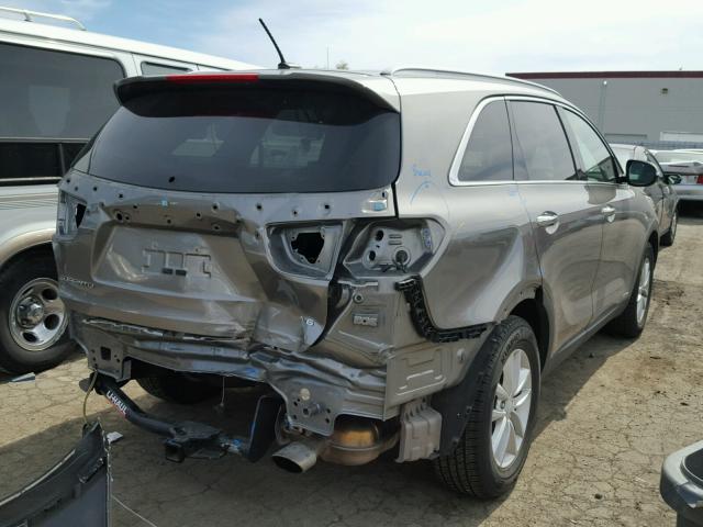 5XYPGDA51GG138226 - 2016 KIA SORENTO LX CHARCOAL photo 4