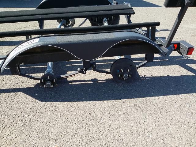 4TM11PK22HB001125 - 2017 BOAT TRAILER BLACK photo 8