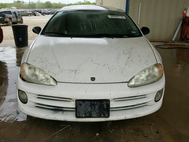 2B3HD56G54H608477 - 2004 DODGE INTREPID E WHITE photo 9