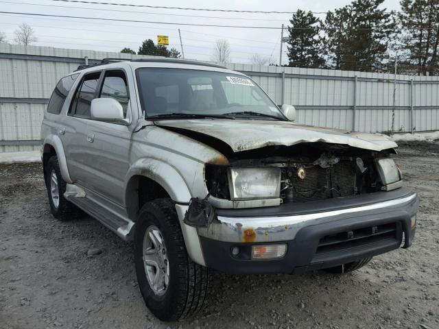 JT3HN86R829077856 - 2002 TOYOTA 4RUNNER SR SILVER photo 1