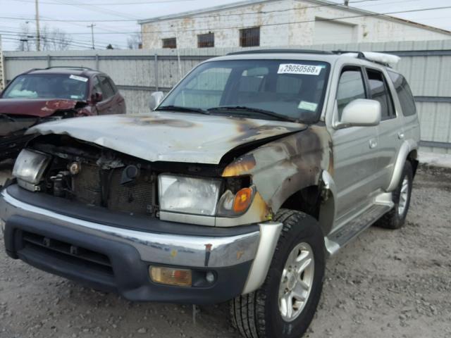 JT3HN86R829077856 - 2002 TOYOTA 4RUNNER SR SILVER photo 2