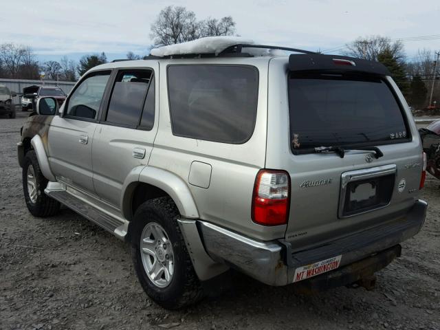 JT3HN86R829077856 - 2002 TOYOTA 4RUNNER SR SILVER photo 3