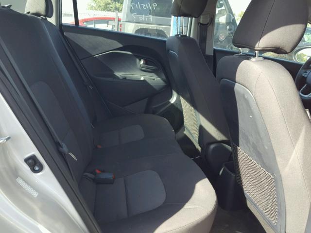 KNADM4A3XH6039710 - 2017 KIA RIO LX SILVER photo 6