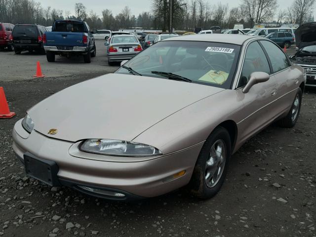 1G3GR62C0W4117061 - 1998 OLDSMOBILE AURORA PINK photo 2