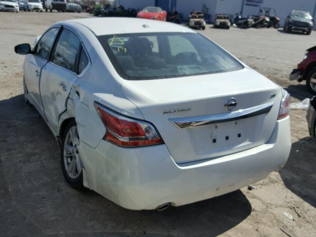 1N4AL3AP7FC119251 - 2015 NISSAN ALTIMA 2.5 WHITE photo 3