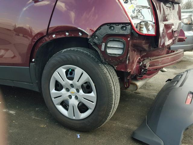 3GNCJKSB9GL277660 - 2016 CHEVROLET TRAX LS MAROON photo 9