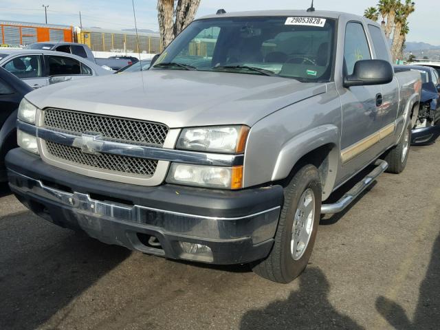 2GCEK19T841167526 - 2004 CHEVROLET SILVERADO SILVER photo 2