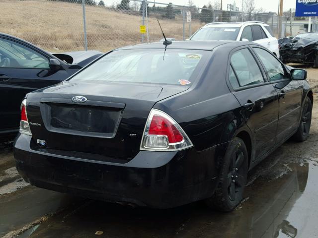 3FAHP07Z28R194776 - 2008 FORD FUSION SE BLACK photo 4