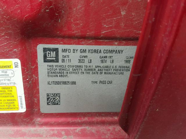 KL1TD5DE5BB251888 - 2011 CHEVROLET AVEO LS RED photo 10