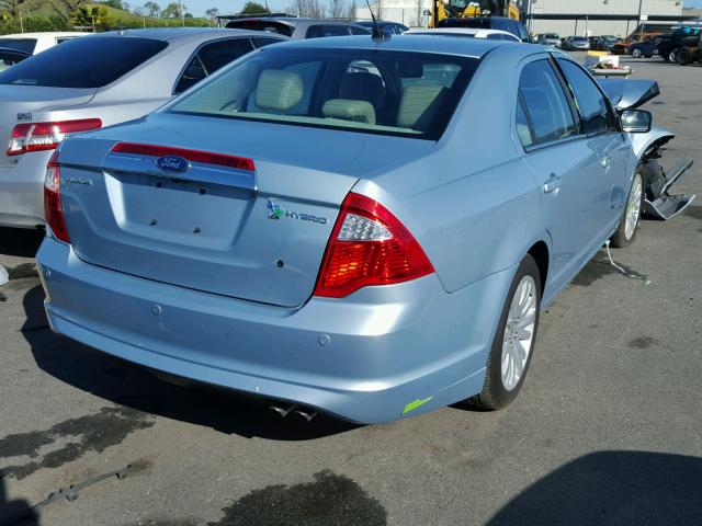 3FADP0L36BR290174 - 2011 FORD FUSION HYB BLUE photo 4