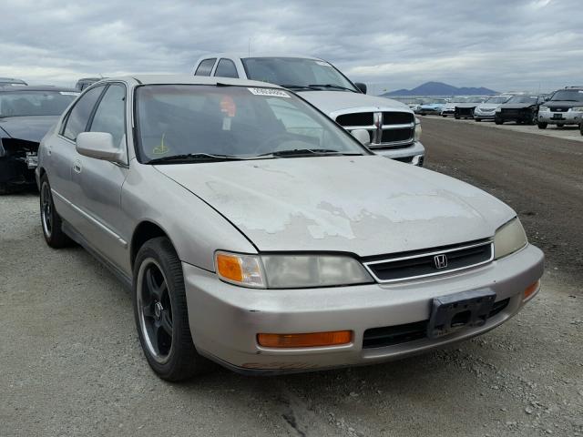 1HGCD5692TA219286 - 1996 HONDA ACCORD VAL SILVER photo 1