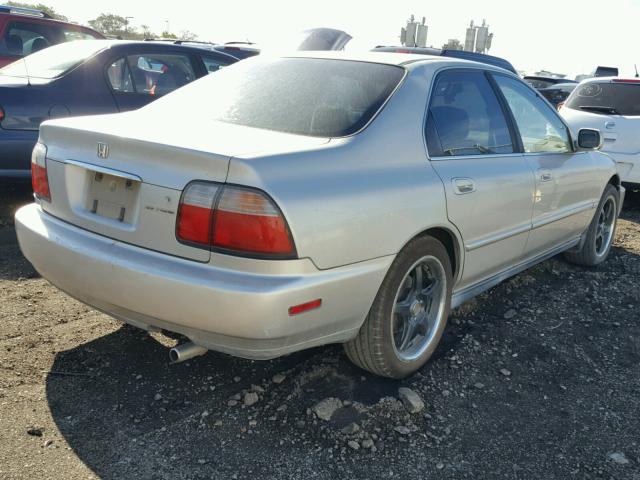 1HGCD5692TA219286 - 1996 HONDA ACCORD VAL SILVER photo 4