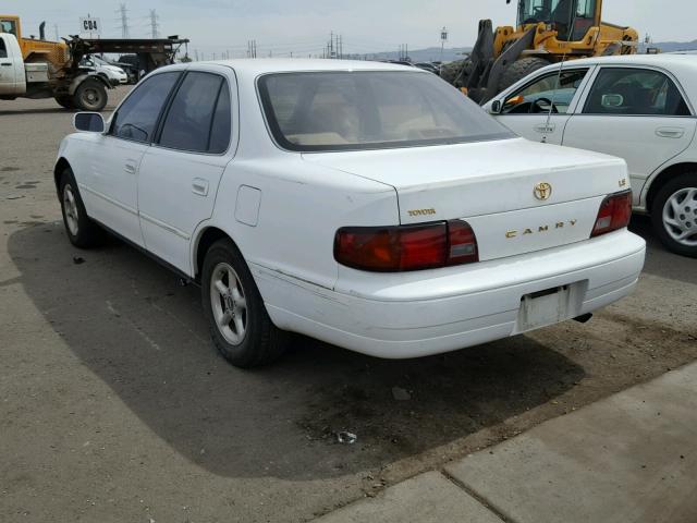 JT2SK12E0S0337667 - 1995 TOYOTA CAMRY LE WHITE photo 3