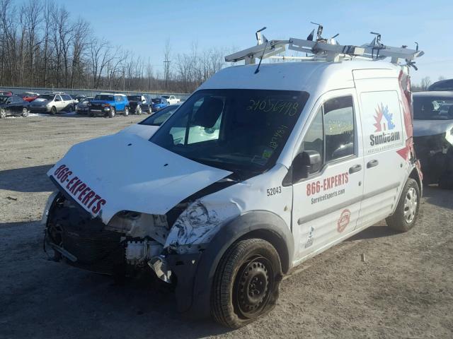 NM0LS7AN8AT042259 - 2010 FORD TRANSIT CO WHITE photo 2