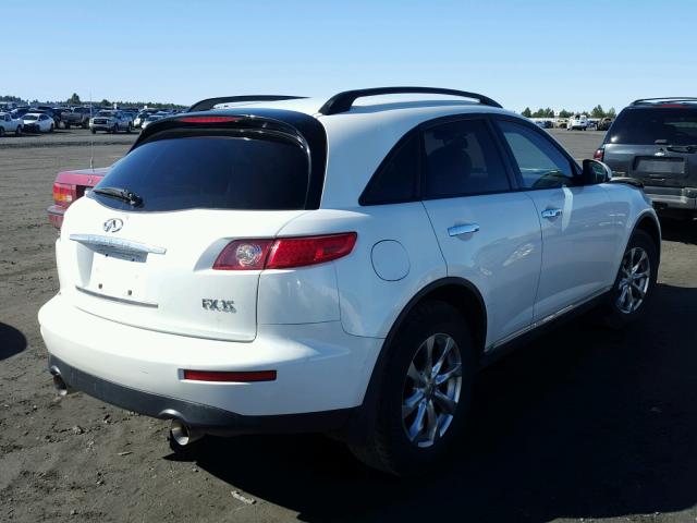 JNRAS08W67X210546 - 2007 INFINITI FX35 WHITE photo 4