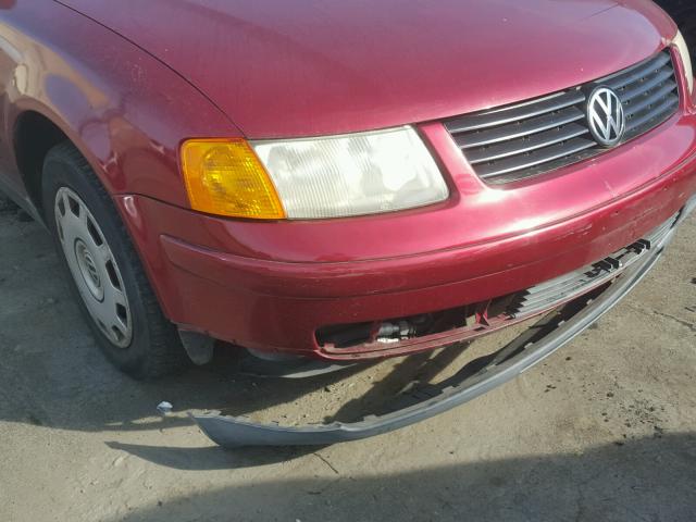 WVWMA63B5WE427281 - 1998 VOLKSWAGEN PASSAT GLS RED photo 9