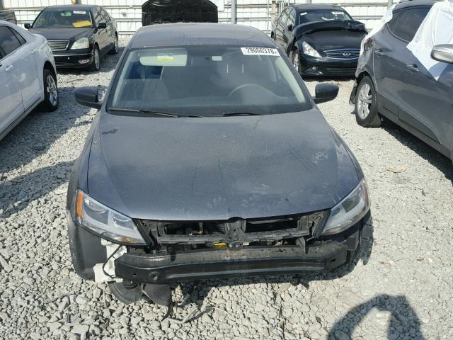 3VW2K7AJ1EM333005 - 2014 VOLKSWAGEN JETTA BASE GRAY photo 9