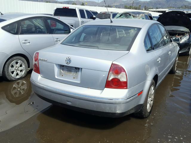 WVWPD63B92P018686 - 2002 VOLKSWAGEN PASSAT GLS SILVER photo 4