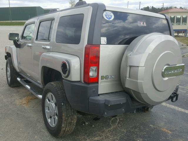 5GTEN13E598108710 - 2009 HUMMER H3 TAN photo 3