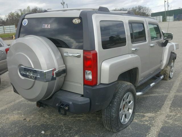 5GTEN13E598108710 - 2009 HUMMER H3 TAN photo 4