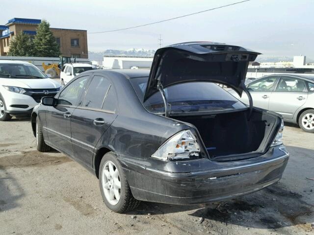 WDBRF61J23F392544 - 2003 MERCEDES-BENZ C 240 BLACK photo 3