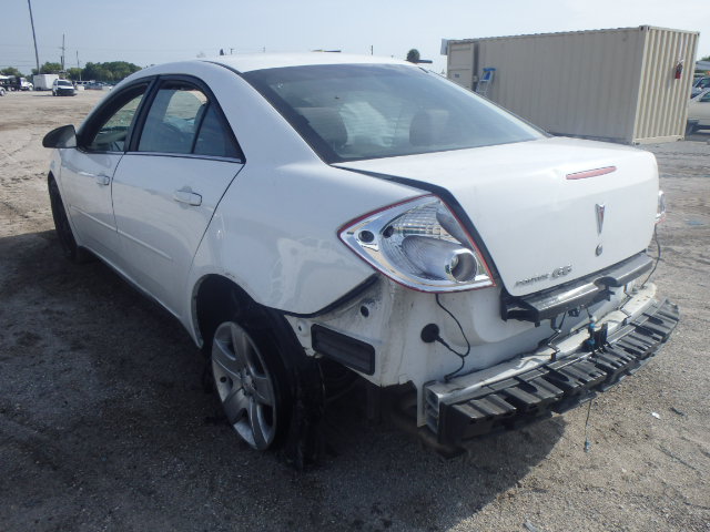 1G2ZG57B494131353 - 2009 PONTIAC G6 WHITE photo 3