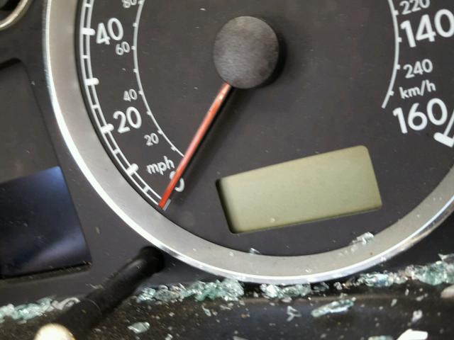 WVWYH63B42E388240 - 2002 VOLKSWAGEN PASSAT GLX 绿色 照片 8