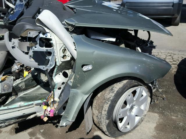 WVWYH63B42E388240 - 2002 VOLKSWAGEN PASSAT GLX 绿色 照片 9