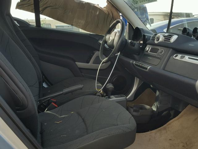 WMEEJ9AA3DK673603 - 2013 SMART FORTWO ELE 白色 照片 5