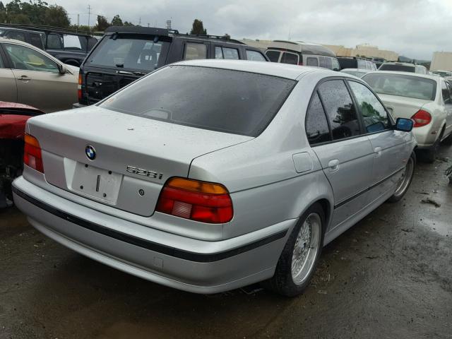 WBADM6348YGU27000 - 2000 BMW 528 I AUTO SILVER photo 4