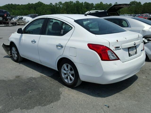 3N1CN7AP9CL815908 - 2012 NISSAN VERSA S WHITE photo 3