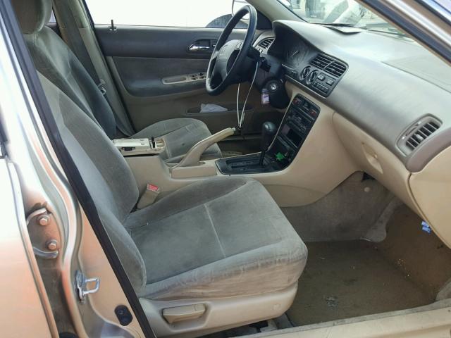 1HGCD5630RA098021 - 1994 HONDA ACCORD LX BEIGE photo 5