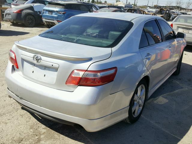 4T1BE46K47U592611 - 2007 TOYOTA CAMRY NEW SILVER photo 4