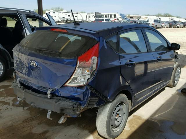 KMHCT5AE5HU307241 - 2017 HYUNDAI ACCENT SE BLUE photo 4