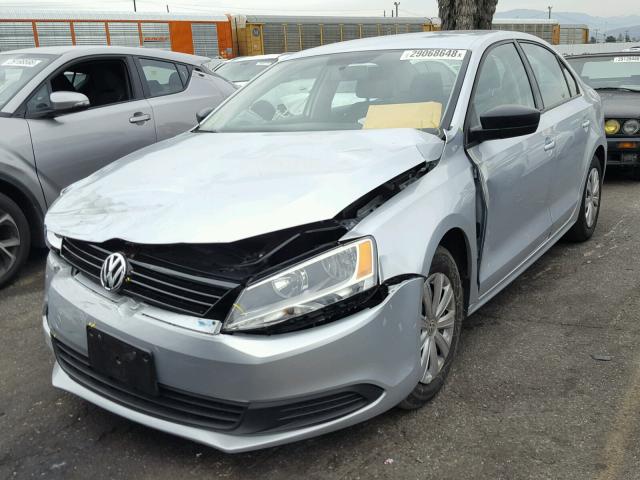 3VW2K7AJ8EM257721 - 2014 VOLKSWAGEN JETTA BASE 银色 照片 2