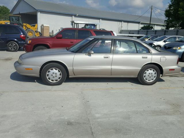 1G3HN52K3V4827457 - 1997 OLDSMOBILE 88 BASE TAN photo 9