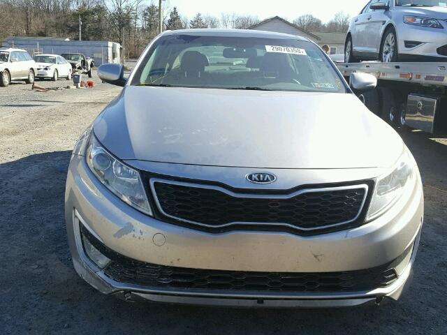 KNAGM4AD0B5000370 - 2011 KIA OPTIMA HYB SILVER photo 9