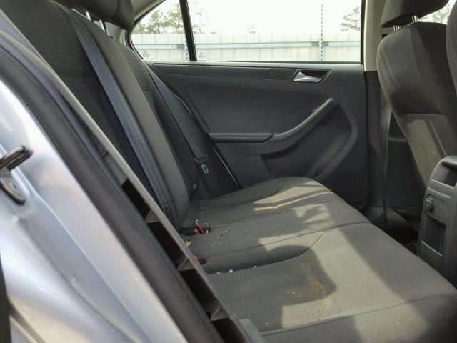 3VW2K7AJ8FM212117 - 2015 VOLKSWAGEN JETTA BASE ვერცხლისფერი ფოტო 6