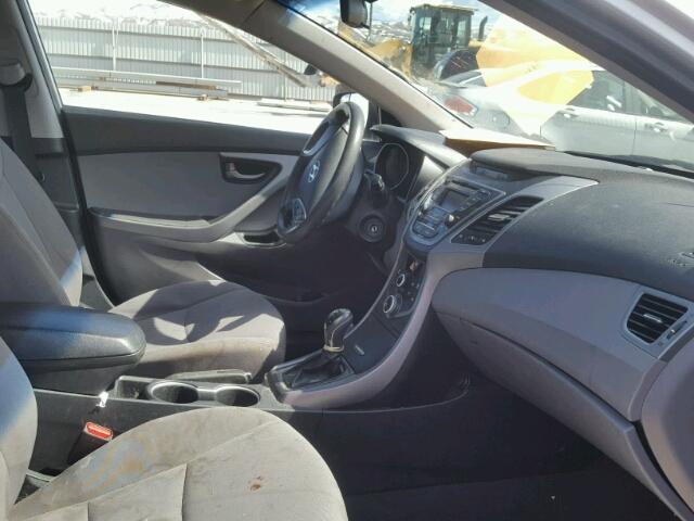 5NPDH4AE3EH509117 - 2014 HYUNDAI ELANTRA SE SILVER photo 5