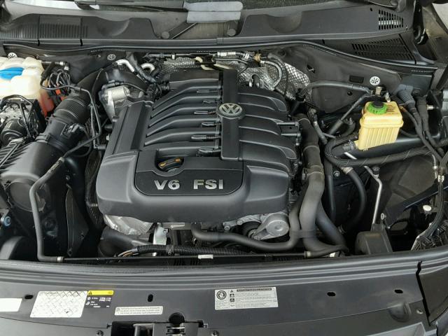 WVGEF9BP4DD012231 - 2013 VOLKSWAGEN TOUAREG V6 GRAY photo 7