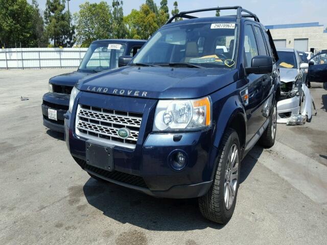 SALFP24N58H010004 - 2008 LAND ROVER LR2 SE BLUE photo 2