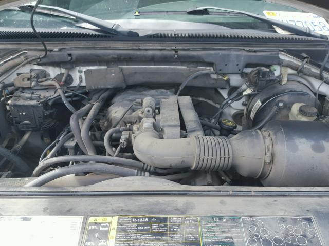 1FTRF17202NB04612 - 2002 FORD F150 WHITE photo 7