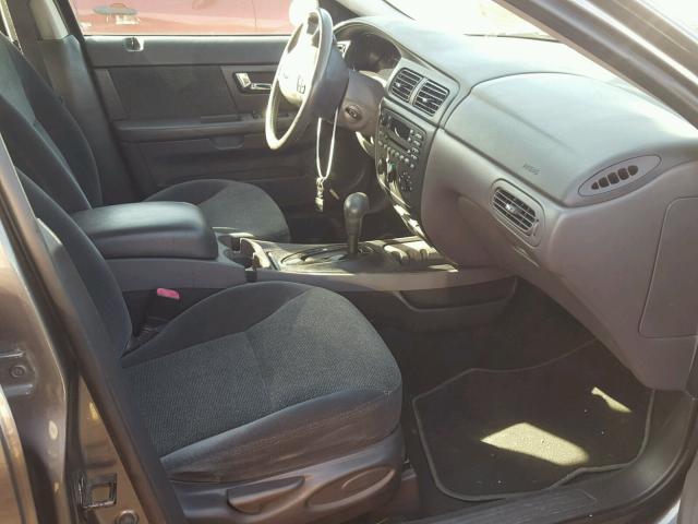 1FAFP53U82G205812 - 2002 FORD TAURUS SE GRAY photo 5