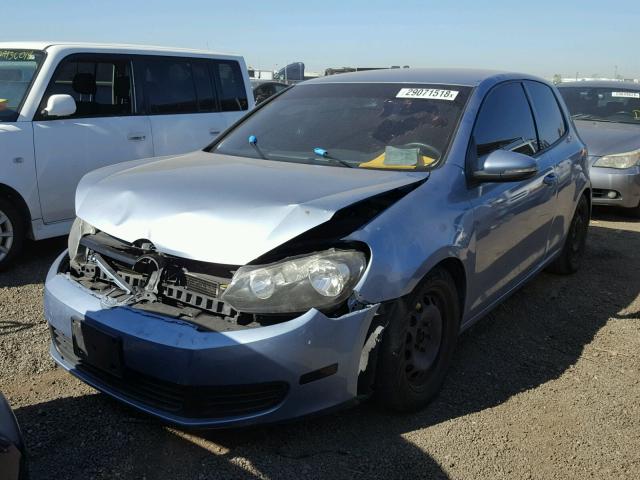 WVWAB7AJXAW248883 - 2010 VOLKSWAGEN GOLF BLUE photo 2