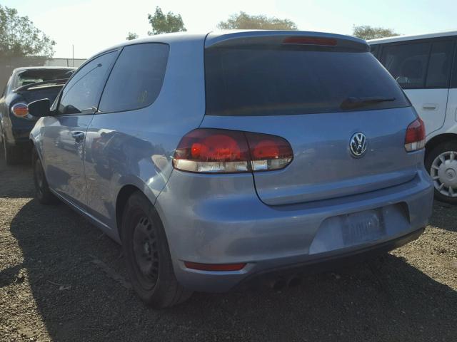 WVWAB7AJXAW248883 - 2010 VOLKSWAGEN GOLF BLUE photo 3