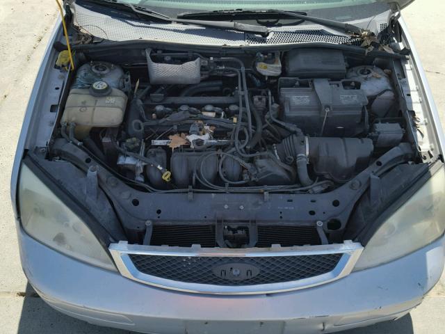 1FAHP34N47W184071 - 2007 FORD FOCUS ZX4 SILVER photo 7