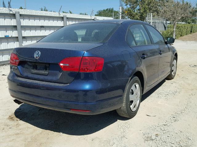 3VW2K7AJ2EM331814 - 2014 VOLKSWAGEN JETTA BASE BLUE photo 4