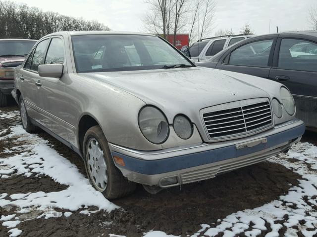 WDBJF65H5XA793416 - 1999 MERCEDES-BENZ E 320 TAN photo 1